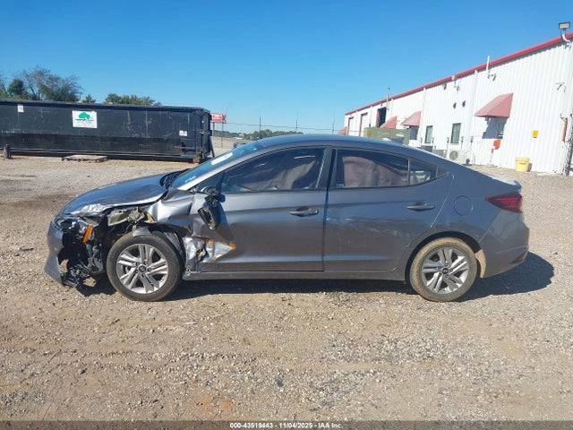 5NPD84LF9LH513031 Hyundai ELANTRA SEL
