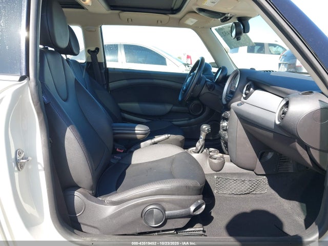 2012 MINI COOPER WMWSU3C55CT264191 Photo 4