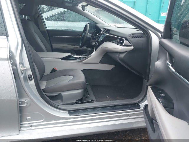 4T1C11AKXLU381686 Toyota CAMRY LE