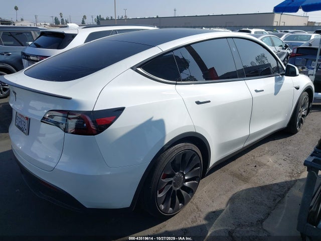 2025 TESLA MODEL Y 7SAYGDEF9SF304440 Photo 3