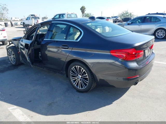 2020 BMW 530E WBAJA9C05LCD36361 Photo 2