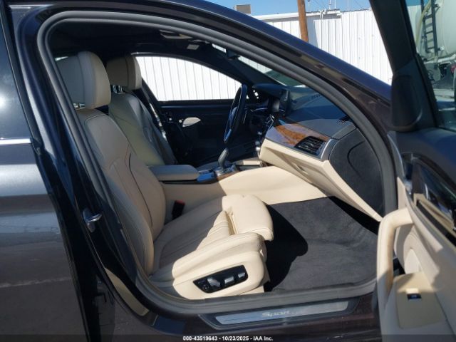 2020 BMW 530E WBAJA9C05LCD36361 Photo 4