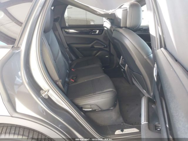 2019 PORSCHE CAYENNE WP1AA2AY6KDA13055 Photo 7
