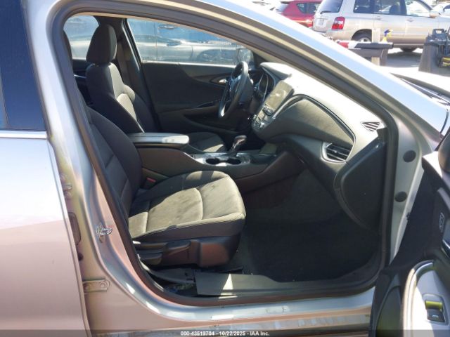 2022 CHEVROLET MALIBU 1G1ZD5ST9NF139833 Photo 4