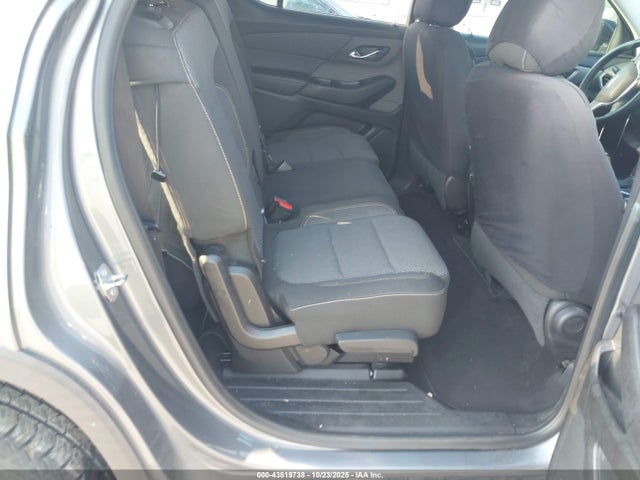 1GNERFKW5KJ211845 Chevrolet Traverse Ls