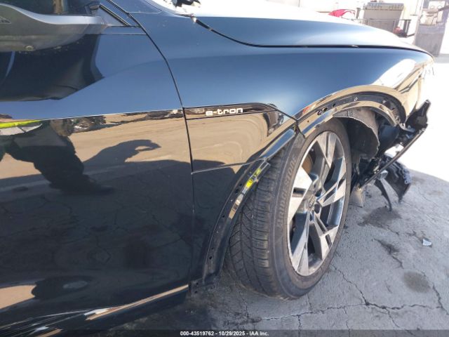 2022 AUDI E-TRON WA1AAAGE1NB013676 Photo 5