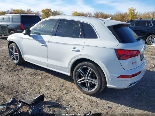 2019 AUDI SQ5 WA1C4AFY6K2002325 Photo 2