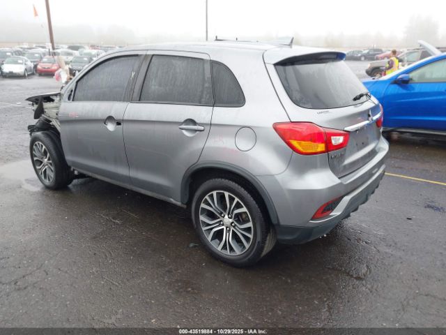 2018 MITSUBISHI OUTLANDER SPORT JA4AR3AU6JU017077 Photo 2