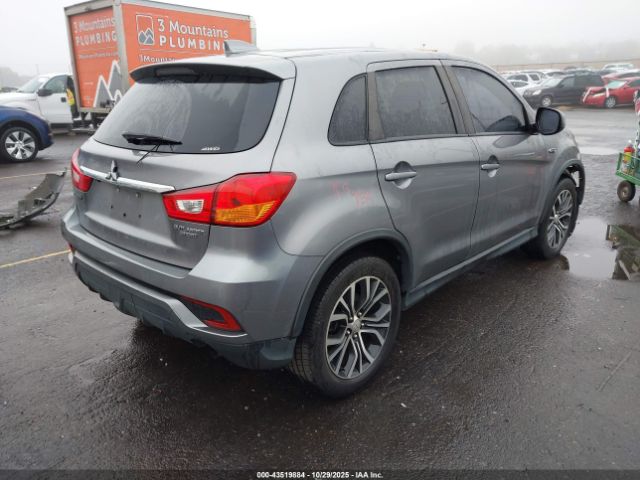 2018 MITSUBISHI OUTLANDER SPORT JA4AR3AU6JU017077 Photo 3