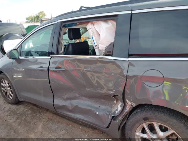 2022 CHRYSLER PACIFICA 2C4RC1BGXNR117449 Photo 5