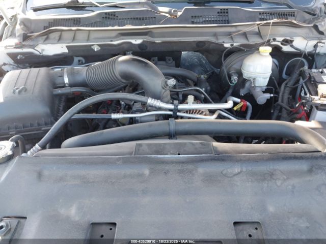 2016 RAM 1500 1C6RR6GT8GS312055 Photo 9
