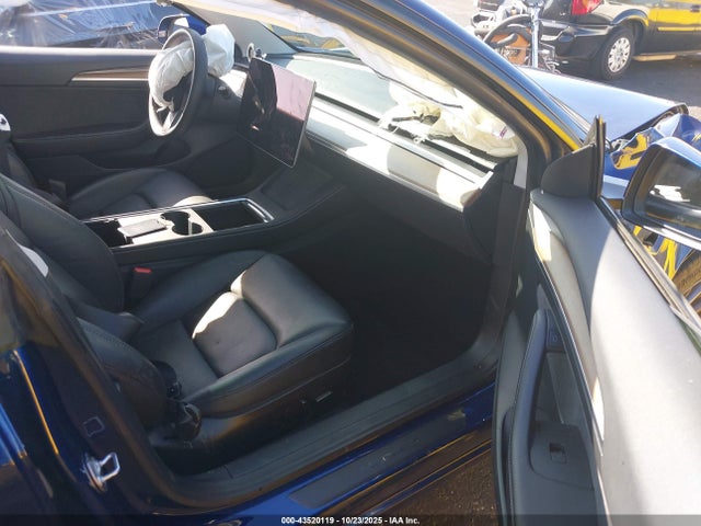 2023 TESLA MODEL 3 5YJ3E1EAXPF581654 Photo 4