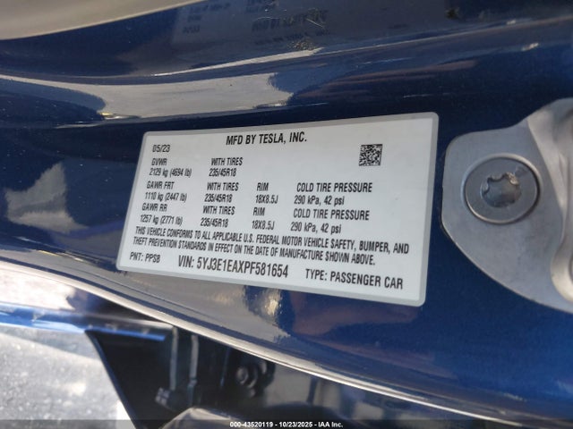 2023 TESLA MODEL 3 5YJ3E1EAXPF581654 Photo 8