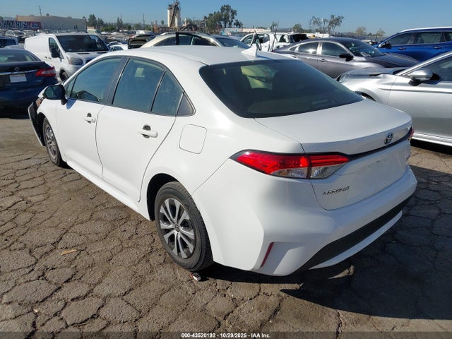 Toyota 2zr-fxe, 1nm 2022 JTDEAMDEXNJ054701 Image 3