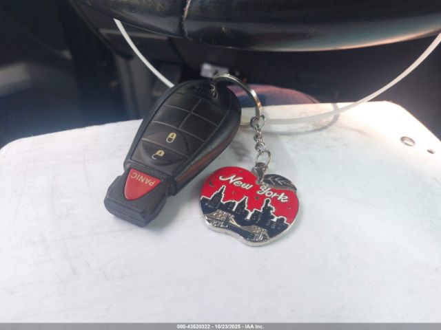 2014 RAM 1500 1C6RR6LT6ES301767 Photo 10