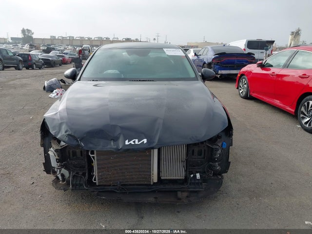 5XXG14J21NG111360 KIA K5 LXS
