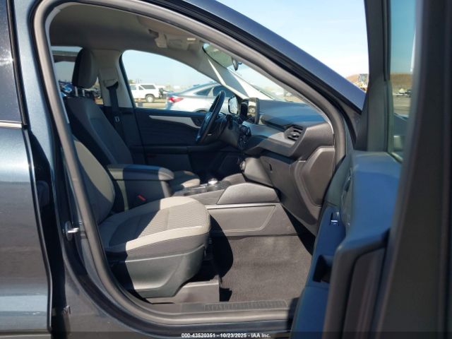 2022 FORD ESCAPE 1FMCU9G66NUB51789 Photo 4