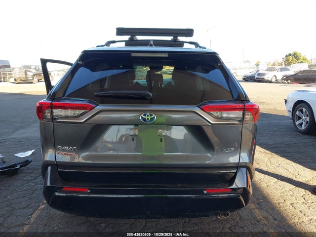 Toyota Rav4 Prime Xse 2022 JTMEB3FVXND091752 Image 16