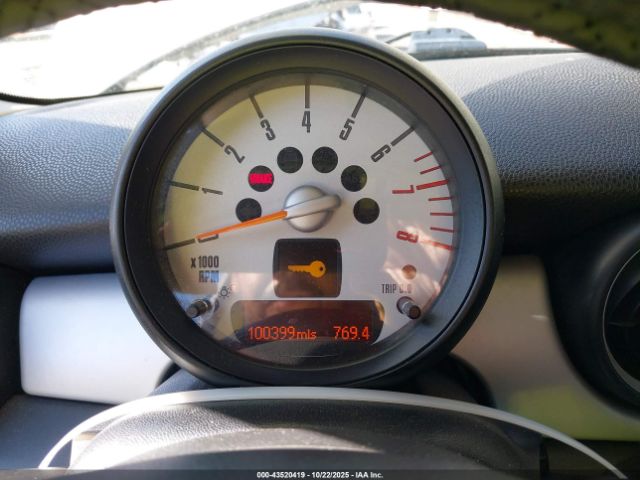 2012 MINI COOPER CLUBMAN WMWZF3C58CT190211 Photo 6