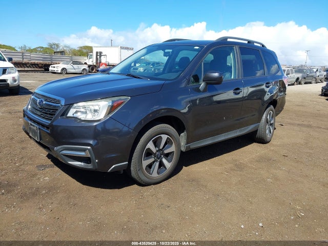 Subaru Forester 2.5i Premium 2018 JF2SJADCXJH460500 Image 2