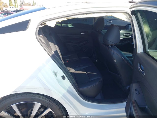 1N4BL4CV7MN384145 Nissan Altima Sr Fwd