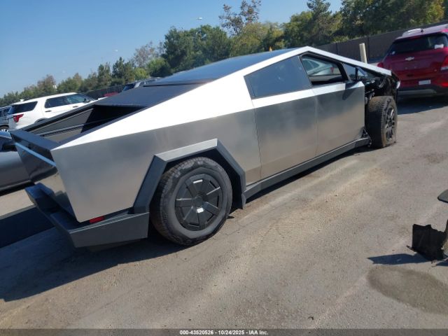 2025 TESLA CYBERTRUCK 7G2CEHEE6SA062275 Photo 3