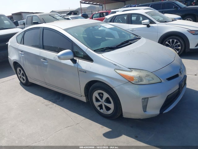 Auction sale of the 2013 Toyota Prius Two, vin: JTDKN3DU0D5642526, lot number: 43520550