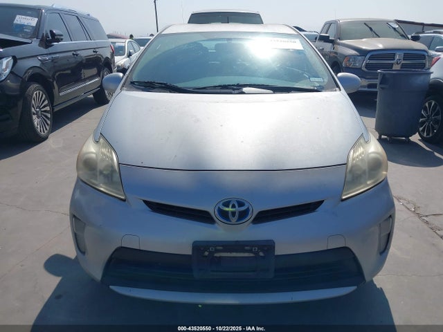 Auction sale of the 2013 Toyota Prius Two, vin: JTDKN3DU0D5642526, lot number: 43520550
