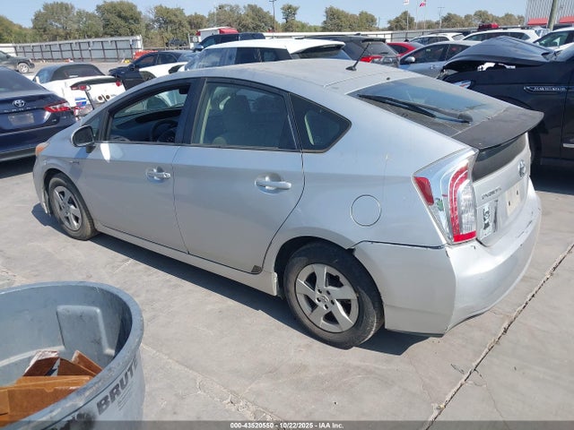Auction sale of the 2013 Toyota Prius Two, vin: JTDKN3DU0D5642526, lot number: 43520550