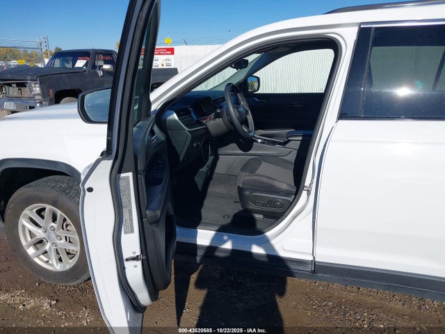 2023 JEEP GRAND CHEROKEE L 1C4RJKAG4P8886959 Photo 4