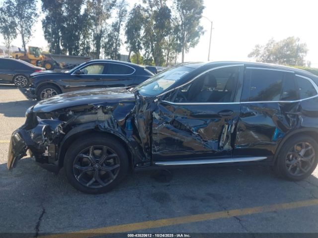 2021 BMW X3 5UXTY5C03M9H42667 Photo 5