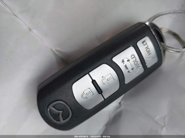 2016 MAZDA MAZDA3 3MZBM1V70GM315619 Photo 10