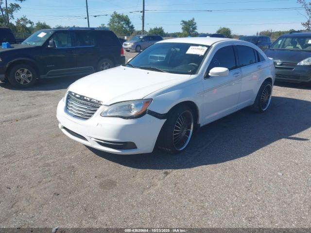 2012 CHRYSLER 200 1C3CCBAB1CN105156 Photo 1
