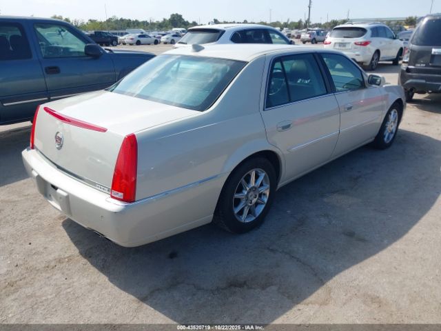 2011 CADILLAC DTS 1G6KD5E60BU114618 Photo 3