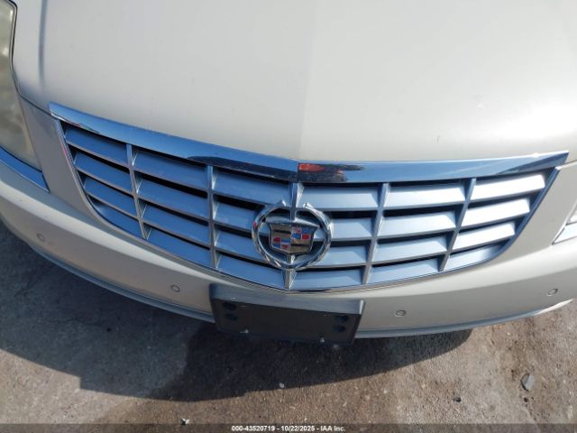 2011 CADILLAC DTS 1G6KD5E60BU114618 Photo 5