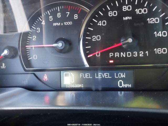 2011 CADILLAC DTS 1G6KD5E60BU114618 Photo 6