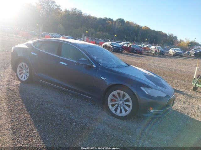 2015 TESLA MODEL S 5YJSA1H48FF081150 Photo 0