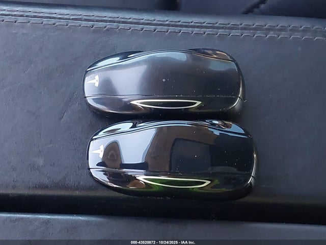 2015 TESLA MODEL S 5YJSA1H48FF081150 Photo 10