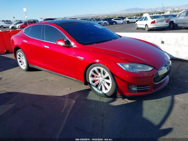 2015 TESLA MODEL S 5YJSA1H29FFP80060 Photo 0