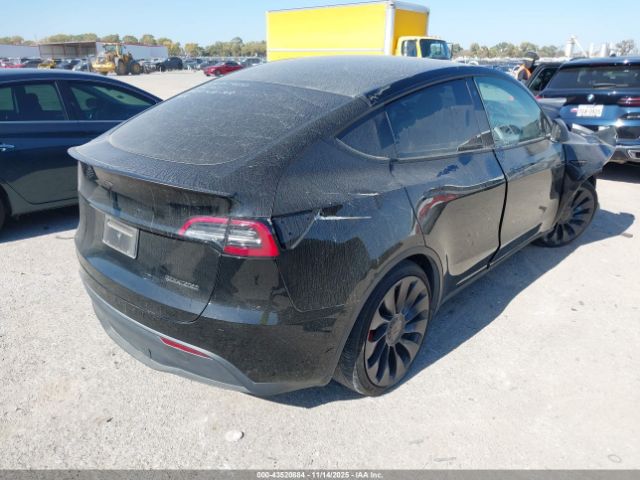2023 TESLA MODEL Y 7SAYGDEF1PF784383 Photo 3