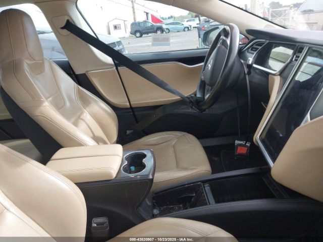 2014 TESLA MODEL S 5YJSA1H17EFP29887 Photo 4