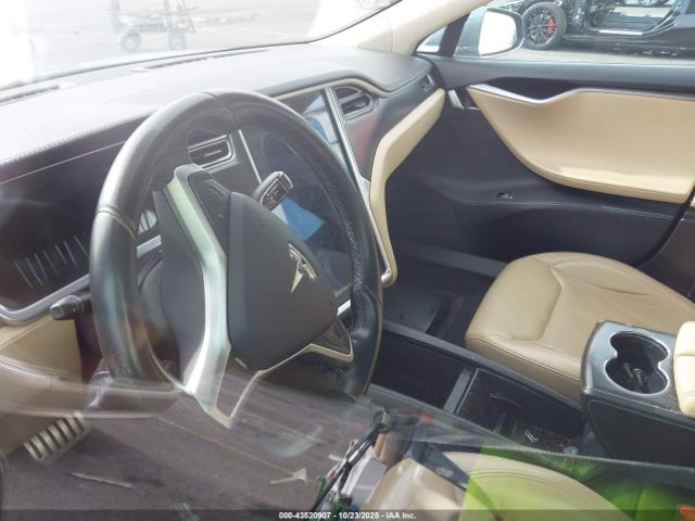 2014 TESLA MODEL S 5YJSA1H17EFP29887 Photo 6