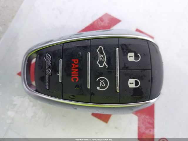 2023 ALFA ROMEO GIULIA ZARFAMEV8P7674469 Photo 10