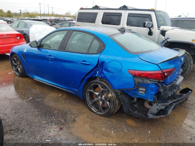 2023 ALFA ROMEO GIULIA ZARFAMEV8P7674469 Photo 2