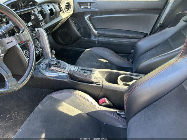 2013 SUBARU BRZ JF1ZCAC15D1610670 Photo 4