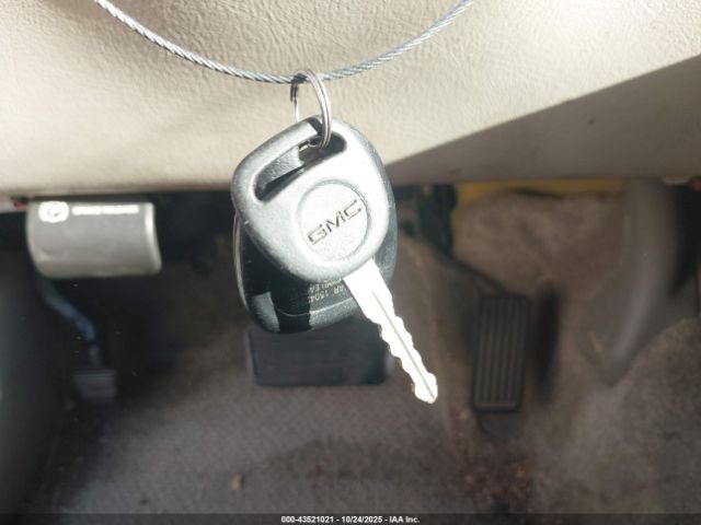 2001 GMC YUKON XL 1500 3GKFK16TX1G270835 Photo 10