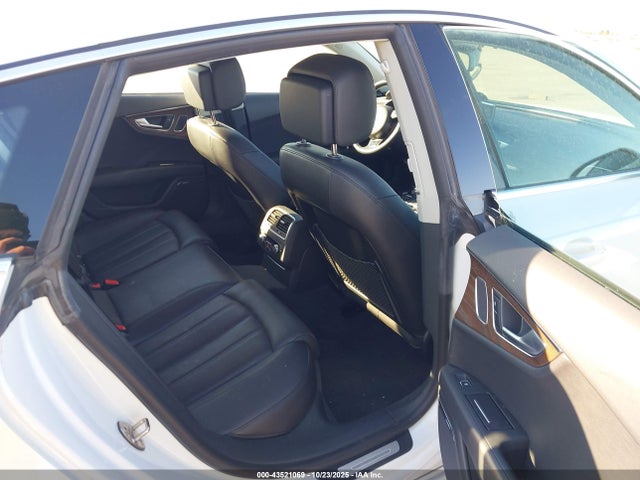 2016 AUDI A7 WAU2GAFC0GN071270 Photo 7