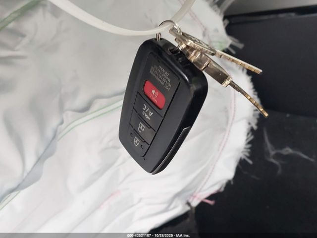 2020 TOYOTA PRIUS PRIME JTDKARFP7L3120654 Photo 10