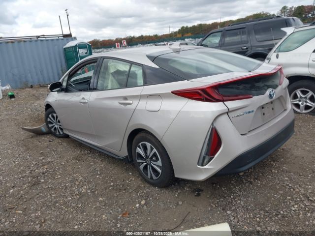 2020 TOYOTA PRIUS PRIME JTDKARFP7L3120654 Photo 2