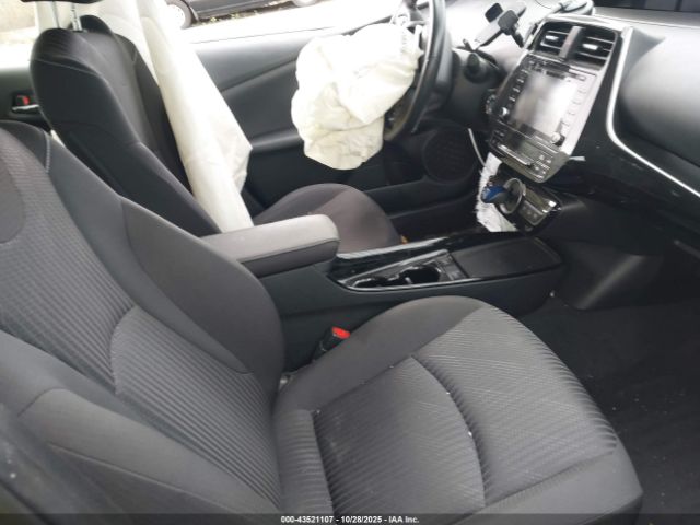 2020 TOYOTA PRIUS PRIME JTDKARFP7L3120654 Photo 4